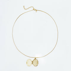 Polished Stainless Steel Oval Locket Necklace – Minimal & Timeless Design