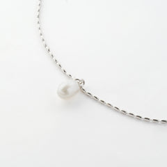 Rhodium-Plated 925 Sterling Silver Rice-Bead Necklace with Oval Freshwater Pearl Pendant