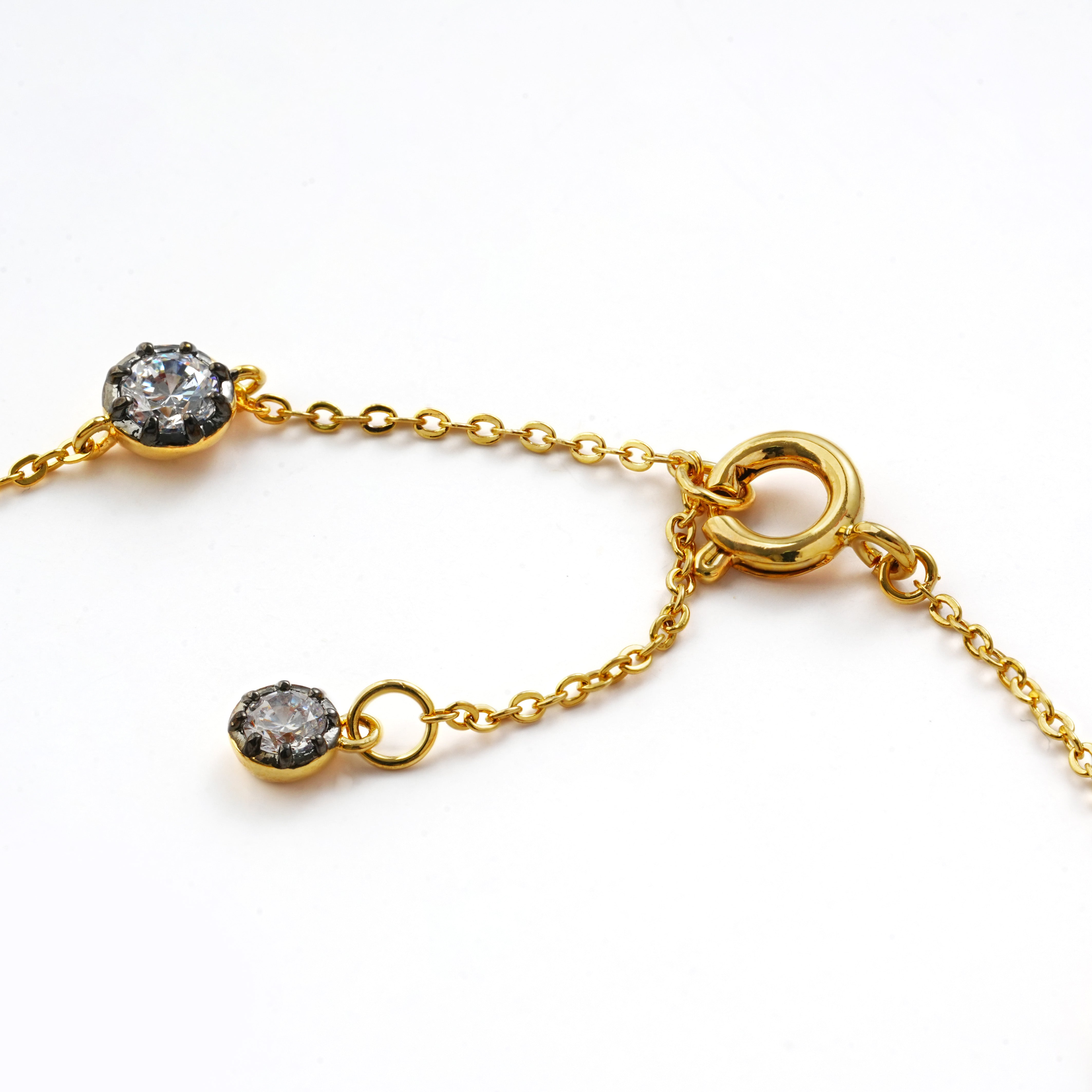 Round CZ Bracelet with Gunmetal Bezel – 14K Gold Plated