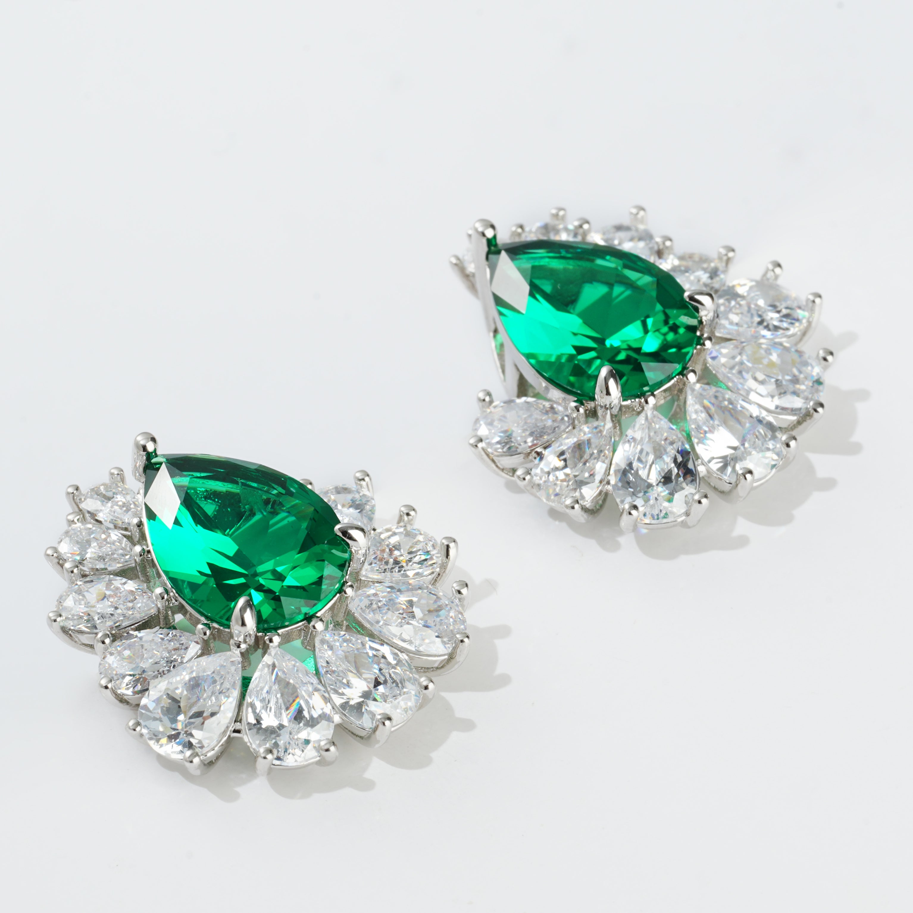 Luxury Emerald Green Teardrop CZ Cluster Earrings | High-End Brass Jewelry for Wholesale & OEM Brands