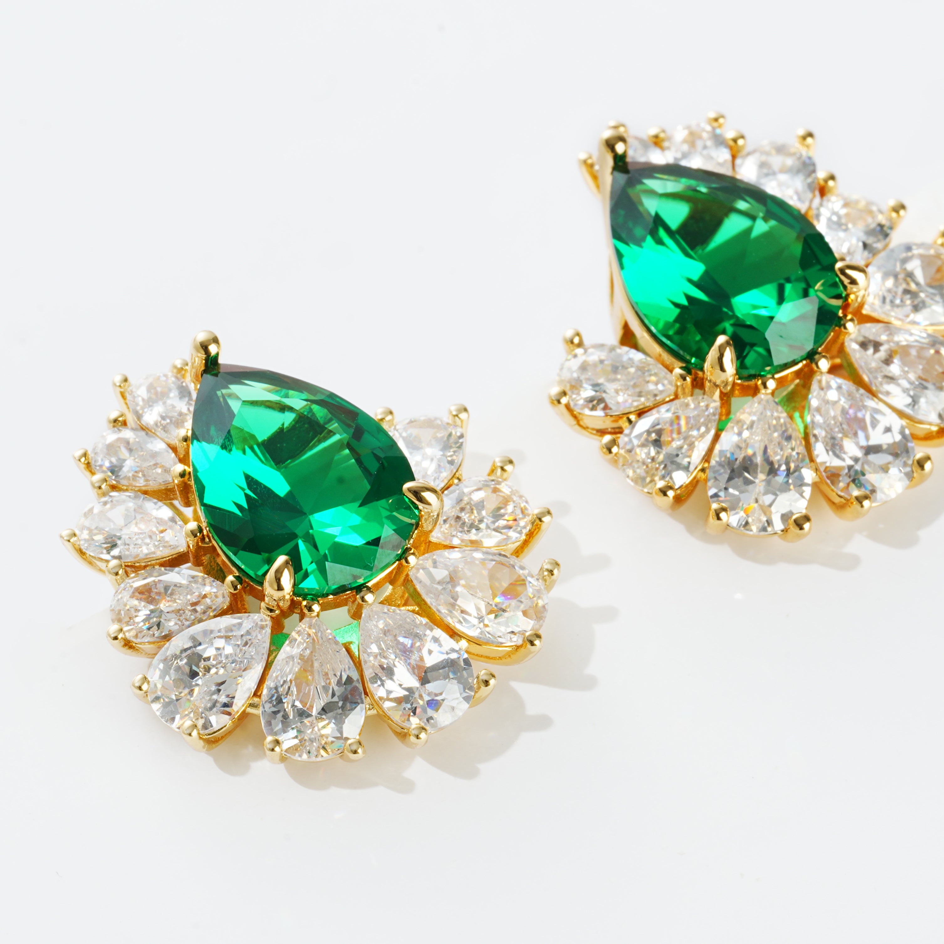 Luxury Emerald Green Teardrop CZ Cluster Earrings | High-End Brass Jewelry for Wholesale & OEM Brands