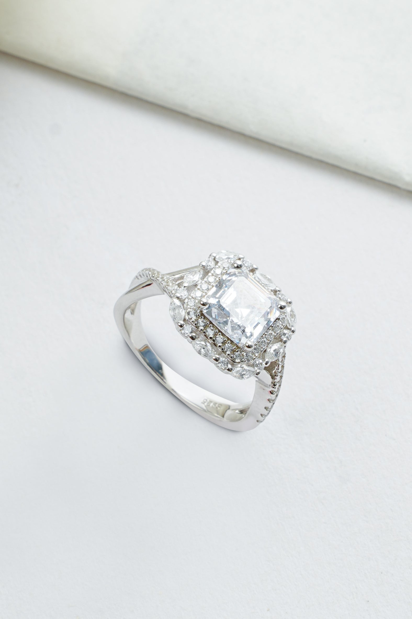 Luxury Crushed Ice Stone 925 Silver Jewelry Set | Square Halo CZ Bridal Necklace, Earrings & Ring | OEM Fine Jewelry Supplier