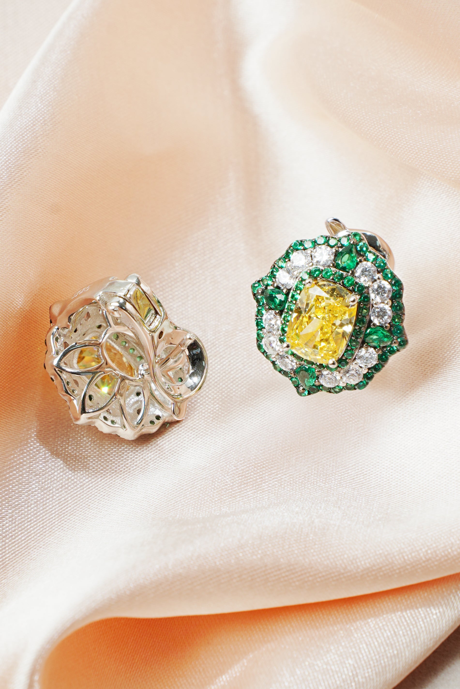 Luxury Yellow & Green Crushed Ice Stone Jewelry Set | 925 Silver Halo Necklace, Earrings & Ring | Wholesale OEM Jewelry Manufacturer