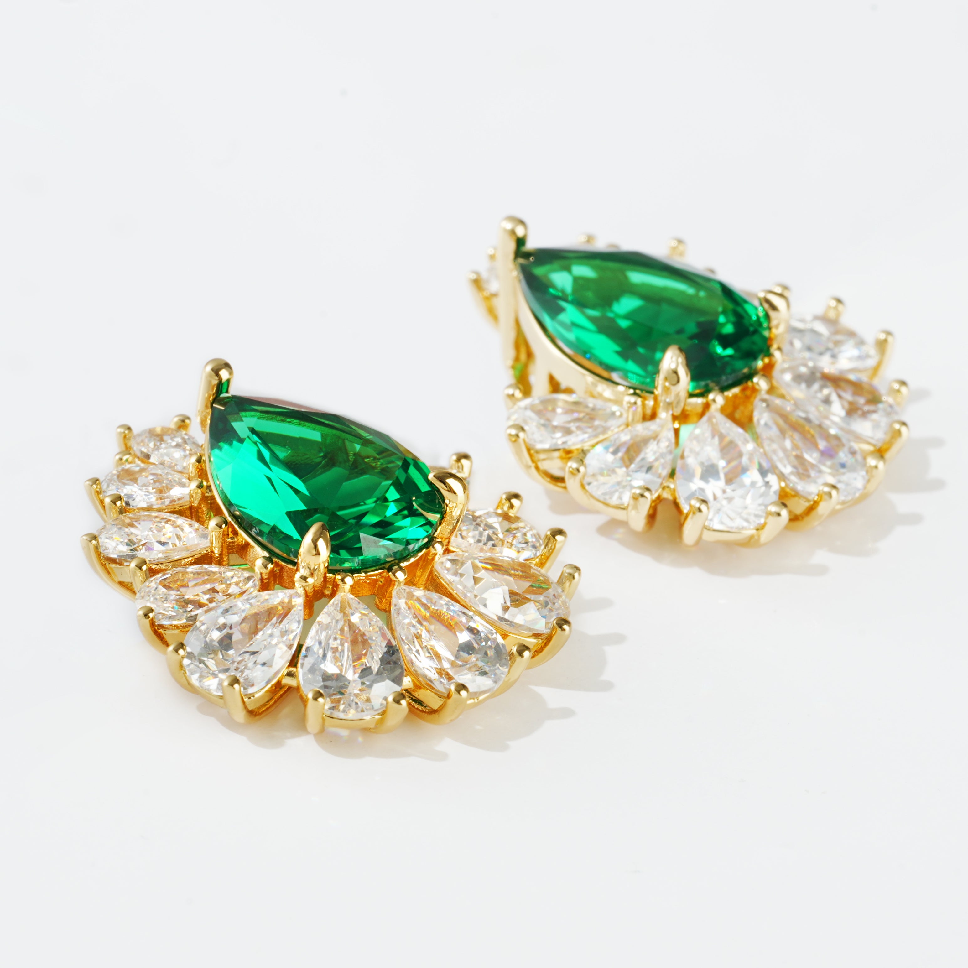 Luxury Emerald Green Teardrop CZ Cluster Earrings | High-End Brass Jewelry for Wholesale & OEM Brands