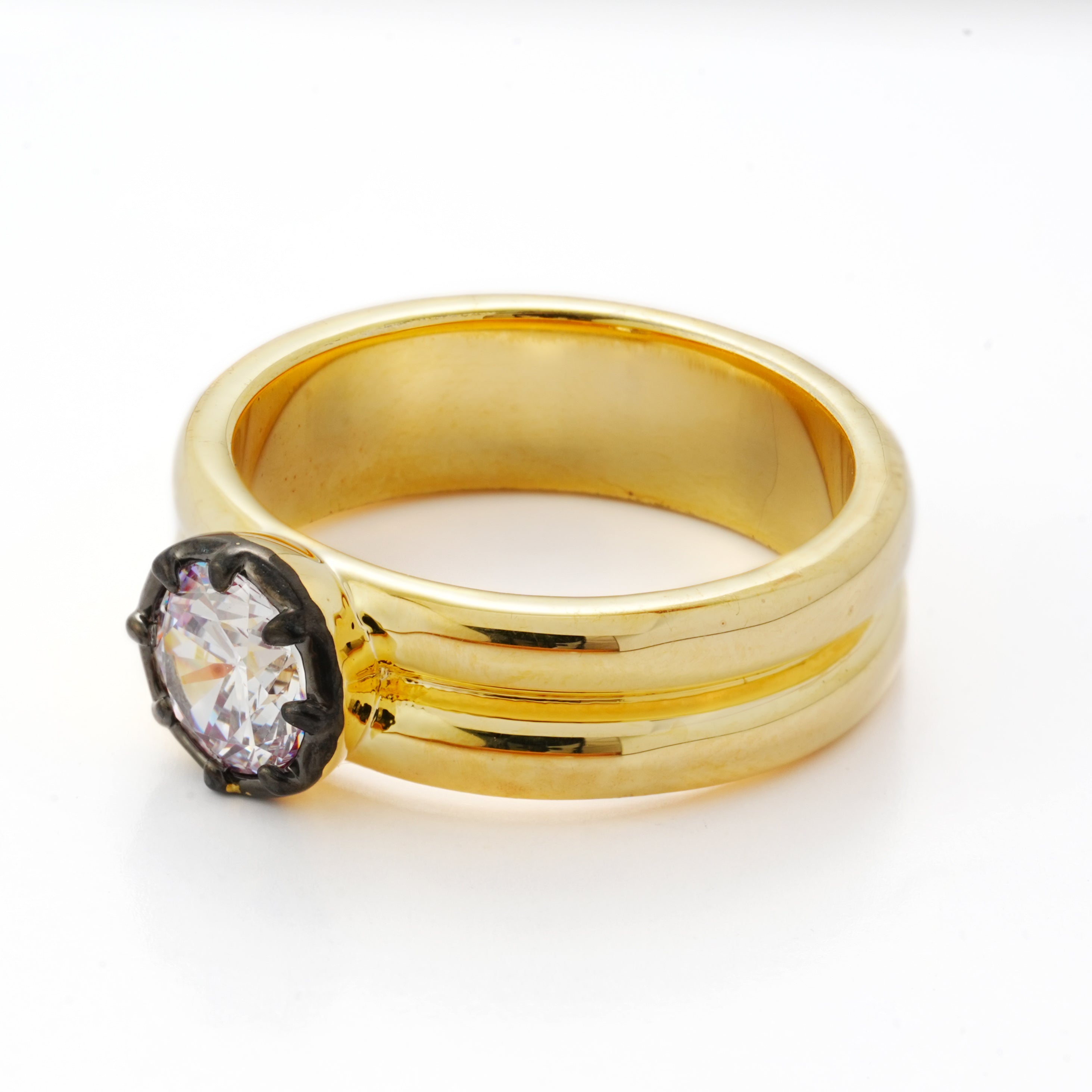 Chic Two-Tone Plated Minimalist Design Ring with 3A Zircon | 14K Gold & Gunmetal Plating